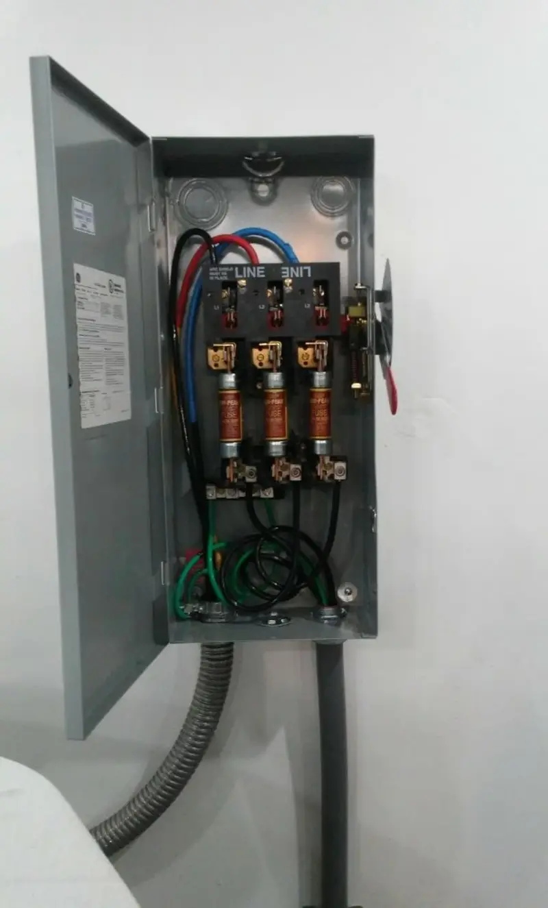 Three-phase disconnect switch installed for Electrical Wiring & Rewiring in Crowley